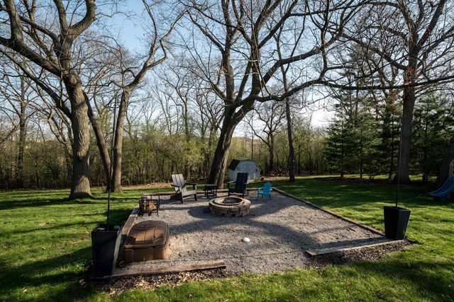 S14W22426 National AVENUE, Waukesha, WI 53186