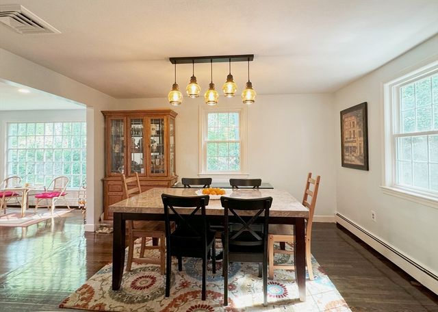 10 Meadowview Rd, Wayland, MA 01778