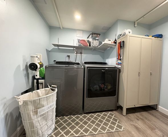 10 Meadowview Rd, Wayland, MA 01778