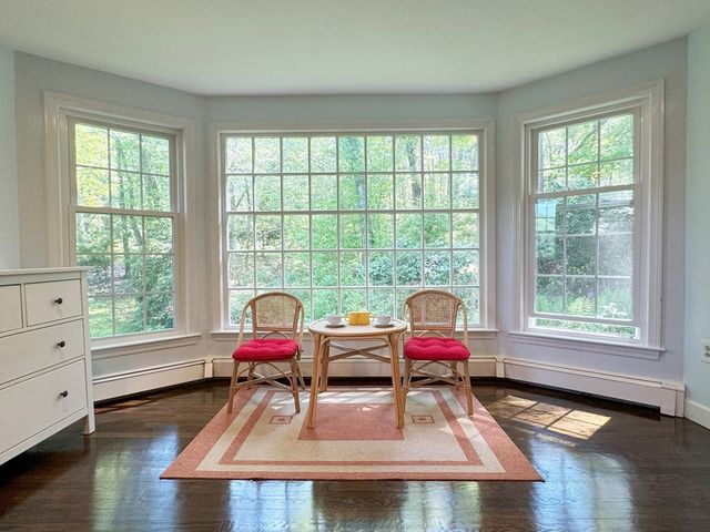 10 Meadowview Rd, Wayland, MA 01778