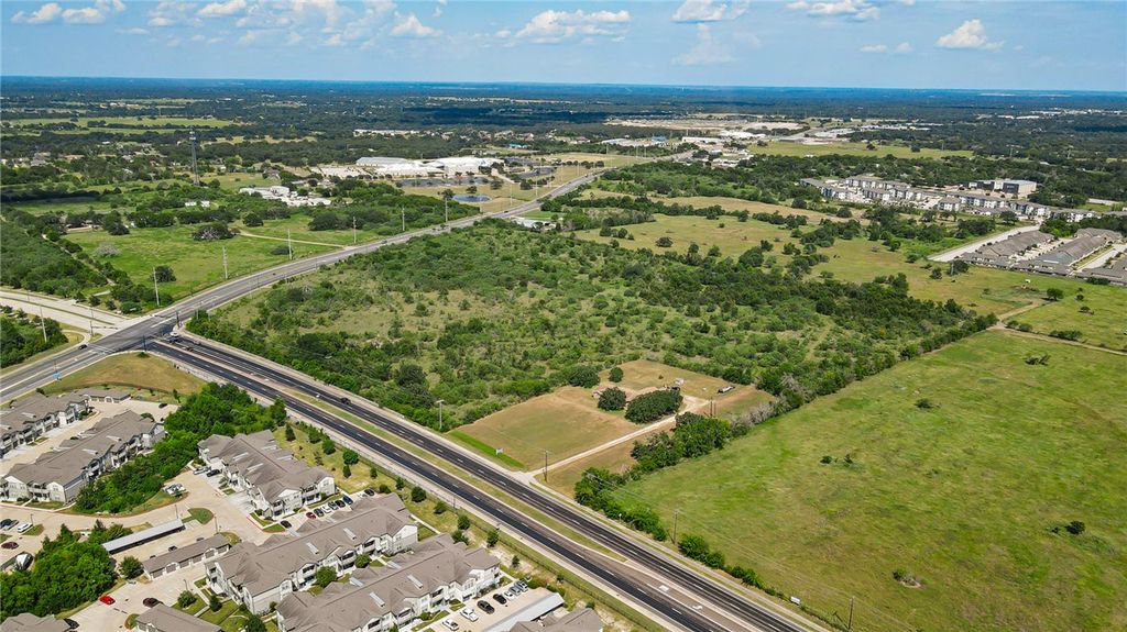 4002 University Drive E, College Station, TX 77845 — photo 3