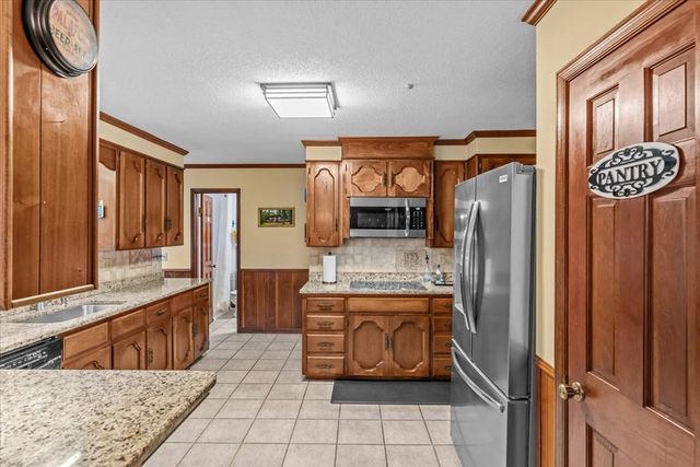 2118 Stonebridge Road, Dothan, AL 36301