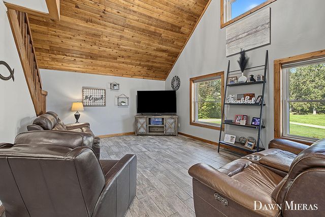 8384 Baldwin Street, Zeeland, MI 49464