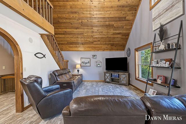 8384 Baldwin Street, Zeeland, MI 49464