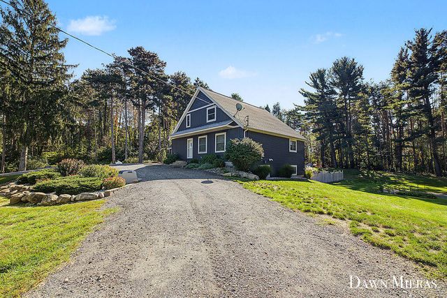 8384 Baldwin Street, Zeeland, MI 49464