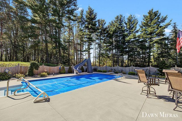 8384 Baldwin Street, Zeeland, MI 49464