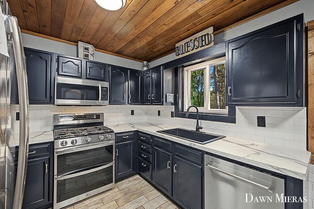 8384 Baldwin Street, Zeeland, MI 49464