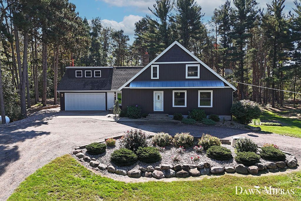8384 Baldwin Street, Zeeland, MI 49464