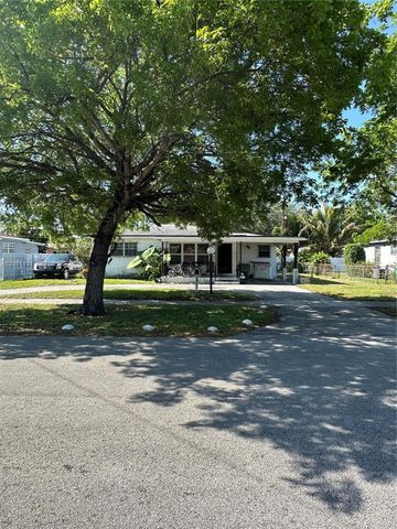 1360 NW 88th St, Miami, FL 33147