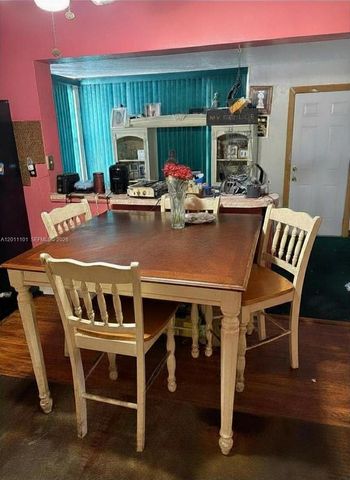 1360 NW 88th St, Miami, FL 33147