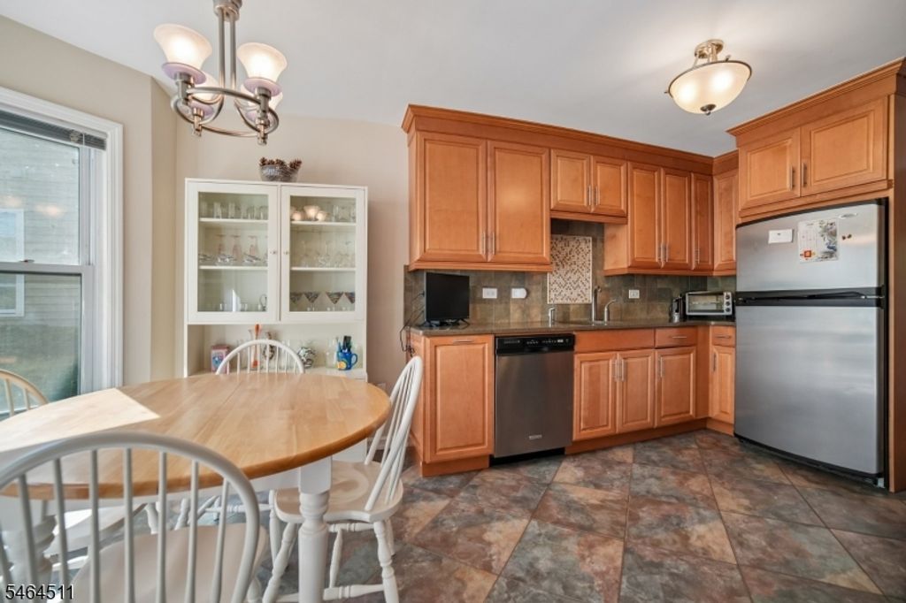 95 Giordano Dr, West Orange Twp., NJ 07052 — photo 5