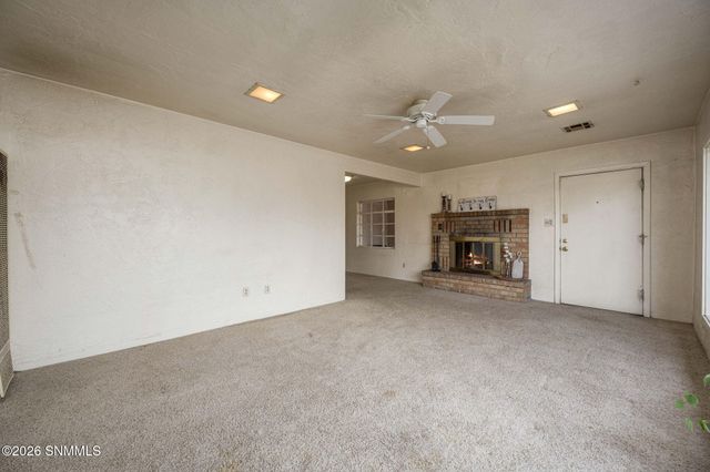 1065 Circle Drive, Las Cruces, NM 88005