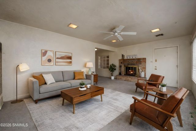 1065 Circle Drive, Las Cruces, NM 88005