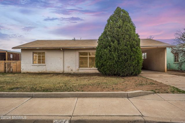 1065 Circle Drive, Las Cruces, NM 88005