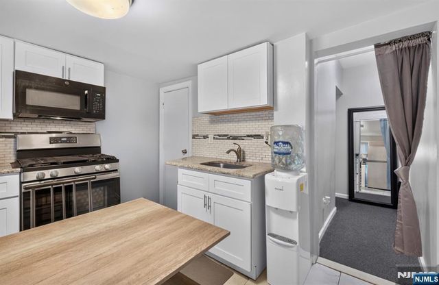 25 Hopper Street, Prospect Park, NJ 07508