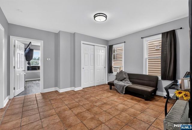 25 Hopper Street, Prospect Park, NJ 07508