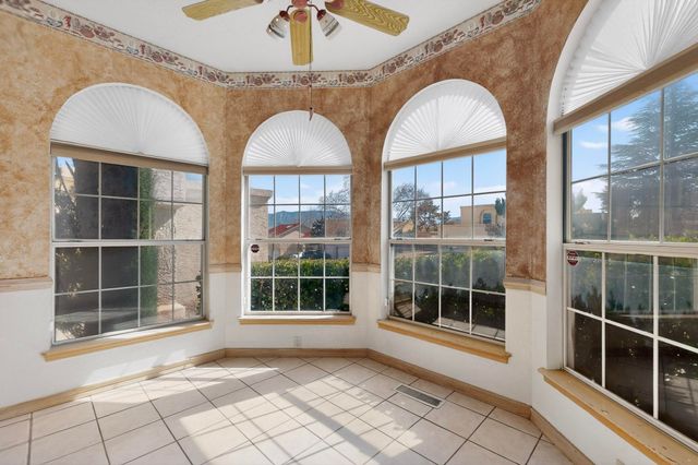 4549 Greene Avenue NW, Albuquerque, NM 87114