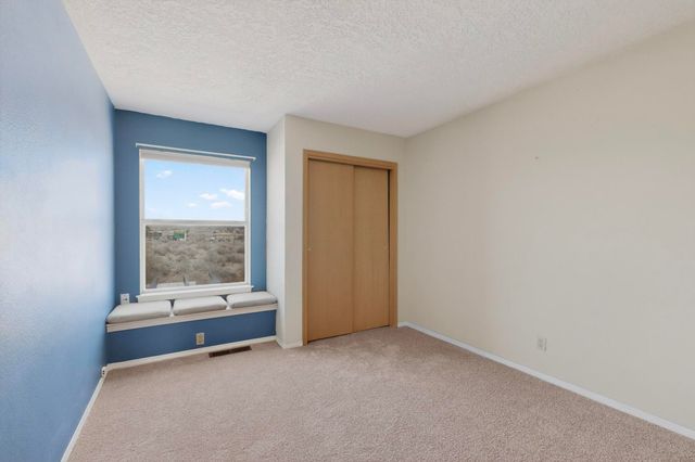 4549 Greene Avenue NW, Albuquerque, NM 87114