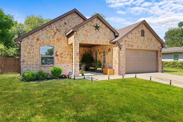 4516 Wiman Drive, Fort Worth, TX 76119