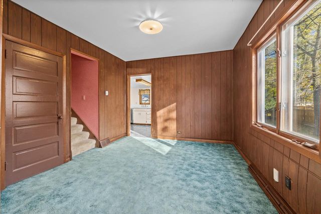 909 ILLINOIS AVENUE, Stevens Point, WI 54481