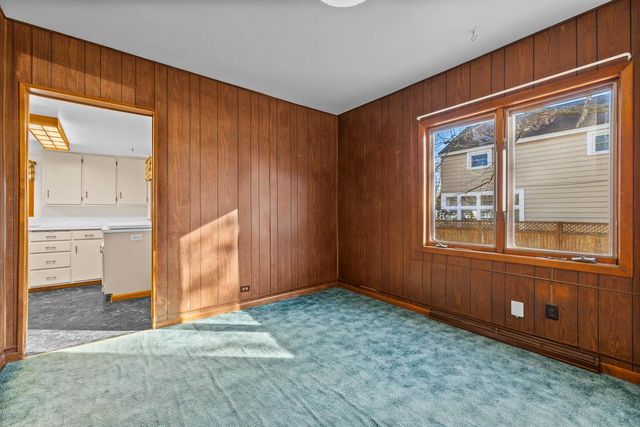 909 ILLINOIS AVENUE, Stevens Point, WI 54481