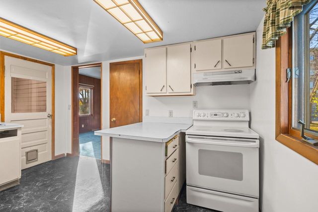 909 ILLINOIS AVENUE, Stevens Point, WI 54481