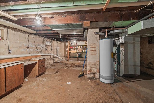 909 ILLINOIS AVENUE, Stevens Point, WI 54481