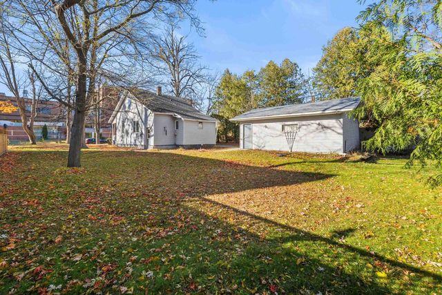 909 ILLINOIS AVENUE, Stevens Point, WI 54481