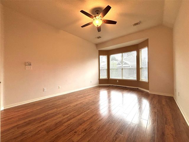 9514 Leaning Tree Lane, Houston, TX 77064