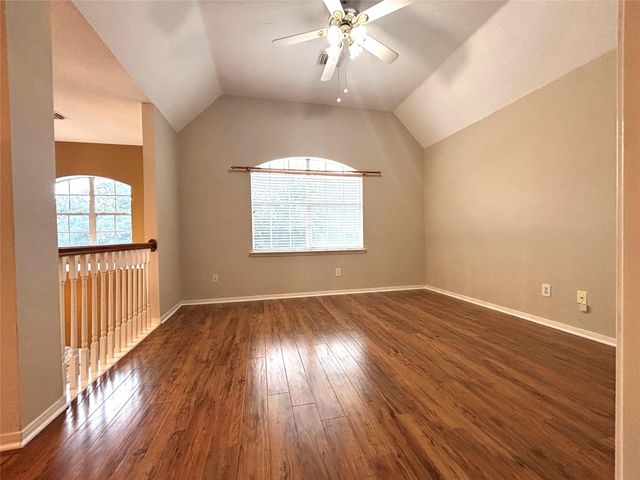 9514 Leaning Tree Lane, Houston, TX 77064