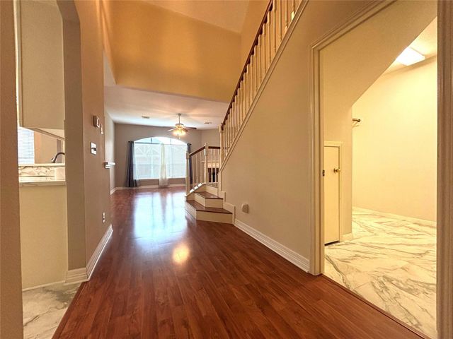 9514 Leaning Tree Lane, Houston, TX 77064