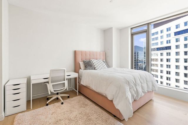 133 Seaport Blvd 1912, Boston, MA 02210