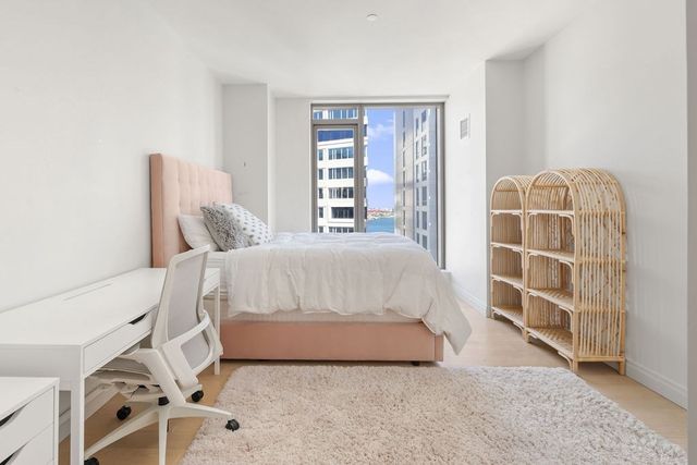 133 Seaport Blvd 1912, Boston, MA 02210