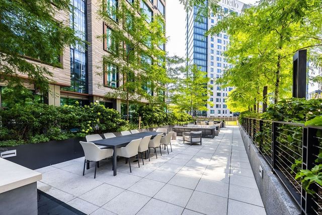 133 Seaport Blvd 1912, Boston, MA 02210