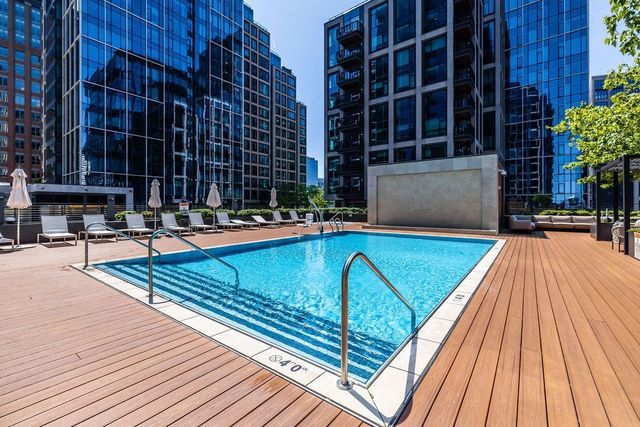 133 Seaport Blvd 1912, Boston, MA 02210