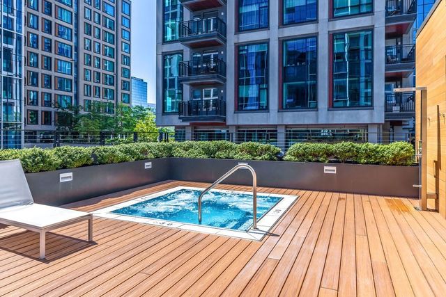 133 Seaport Blvd 1912, Boston, MA 02210