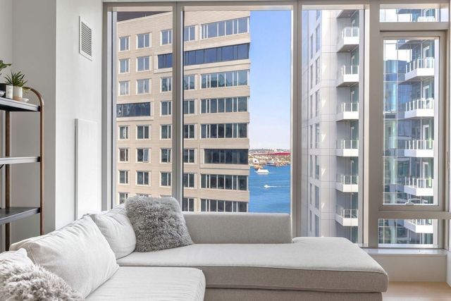 133 Seaport Blvd 1912, Boston, MA 02210