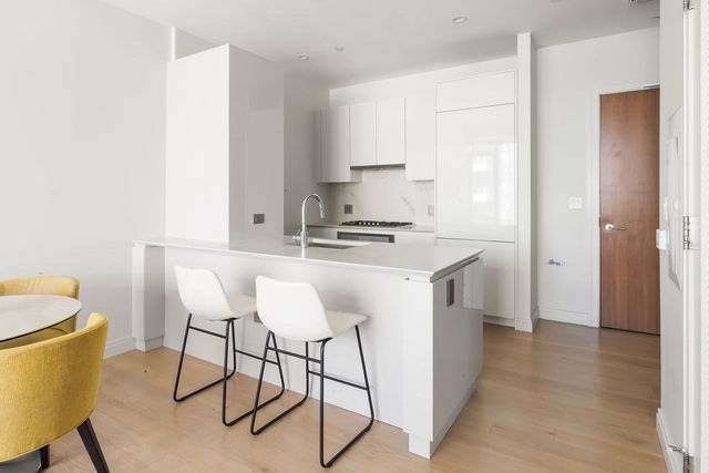 133 Seaport Blvd 1912, Boston, MA 02210