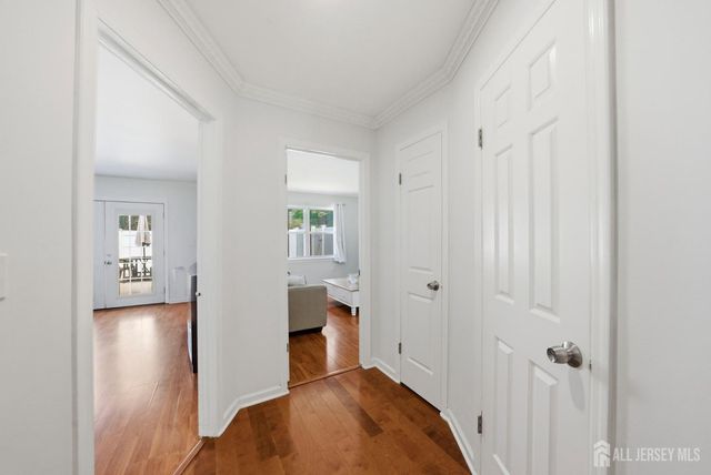 56 Thorne Lane, Old Bridge, NJ 07747