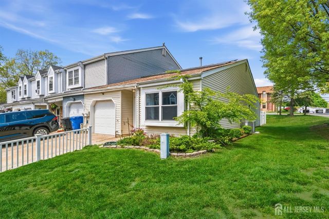 56 Thorne Lane, Old Bridge, NJ 07747