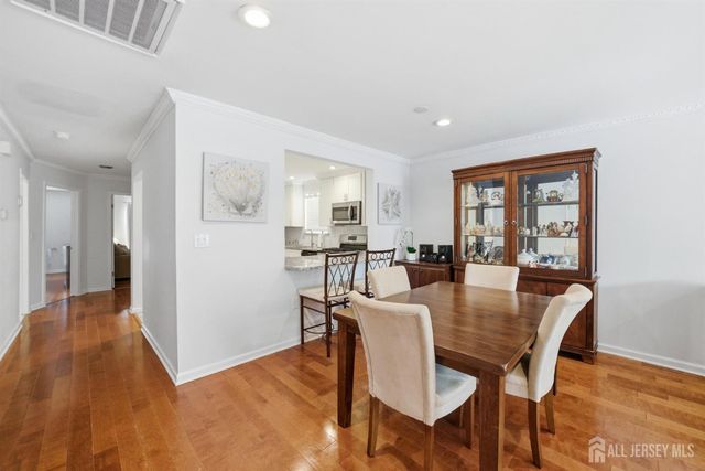 56 Thorne Lane, Old Bridge, NJ 07747