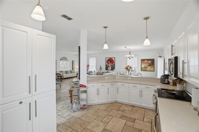 3610 W EUCLID AVENUE, Tampa, FL 33629