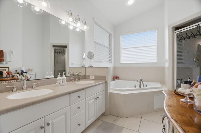 3610 W EUCLID AVENUE, Tampa, FL 33629