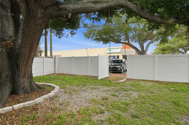 3610 W EUCLID AVENUE, Tampa, FL 33629