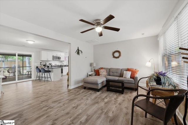 21 Blue Mountain Drive, Greenville, SC 29617