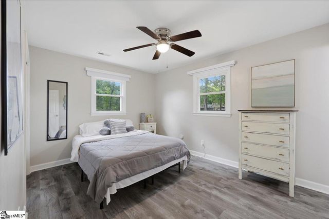 21 Blue Mountain Drive, Greenville, SC 29617