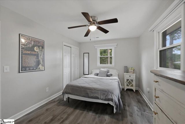 21 Blue Mountain Drive, Greenville, SC 29617