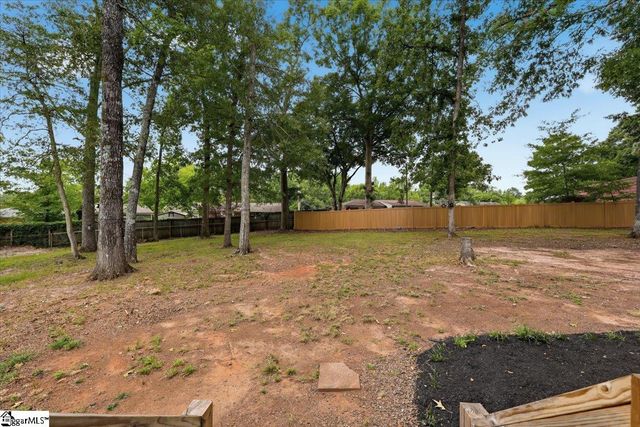 21 Blue Mountain Drive, Greenville, SC 29617