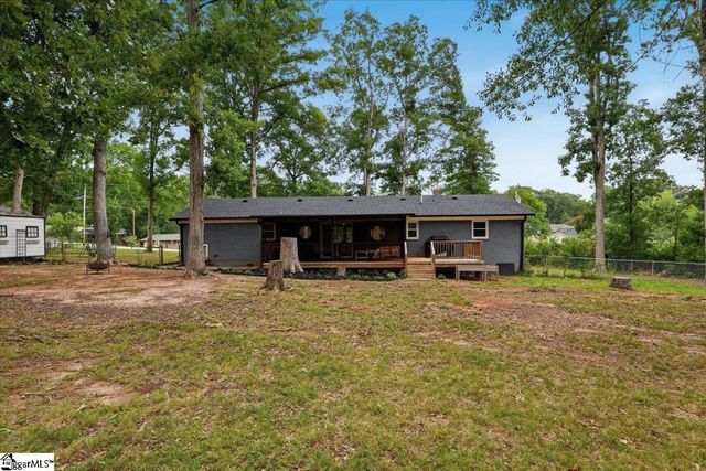 21 Blue Mountain Drive, Greenville, SC 29617
