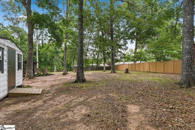 21 Blue Mountain Drive, Greenville, SC 29617